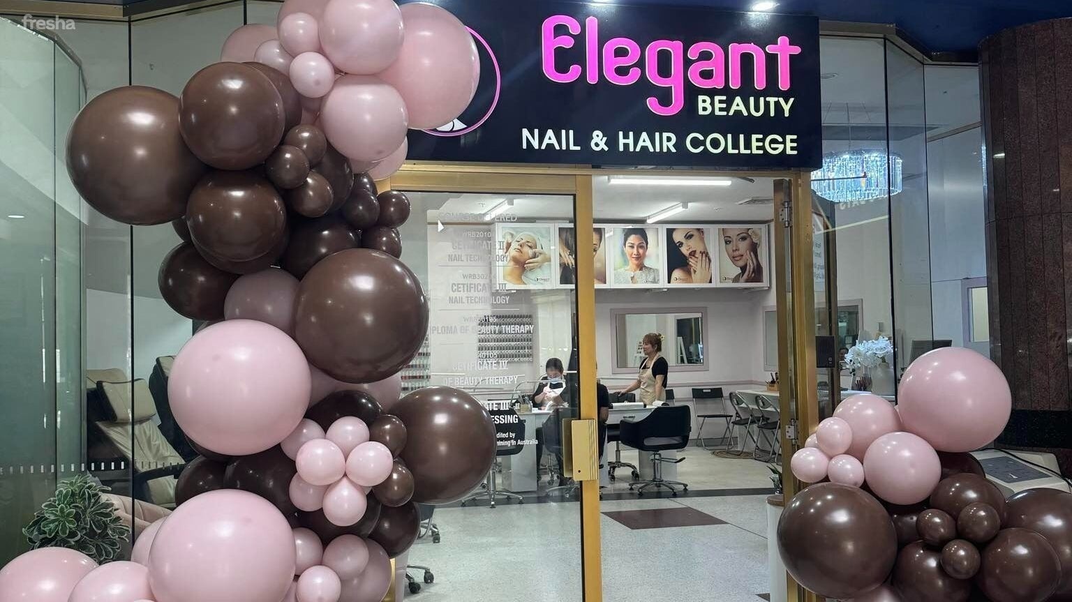 Elegant Beauty Hair